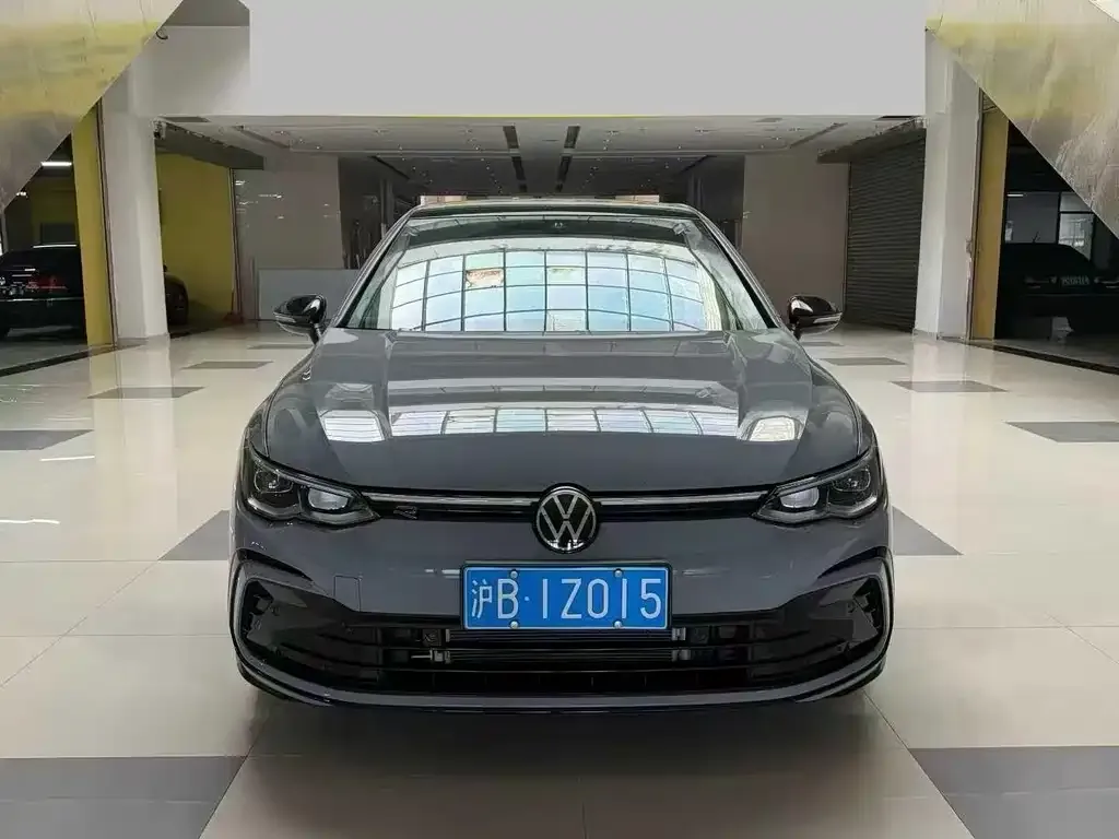 Volkswagen Golf 2024 из CN, фото 7