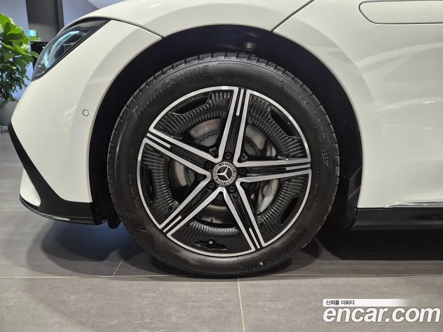 Mercedes-Benz EQE 2024 из KR, фото 5