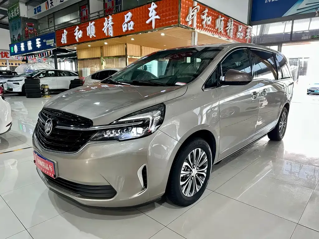 Buick GL8 2022 из CN, фото 1