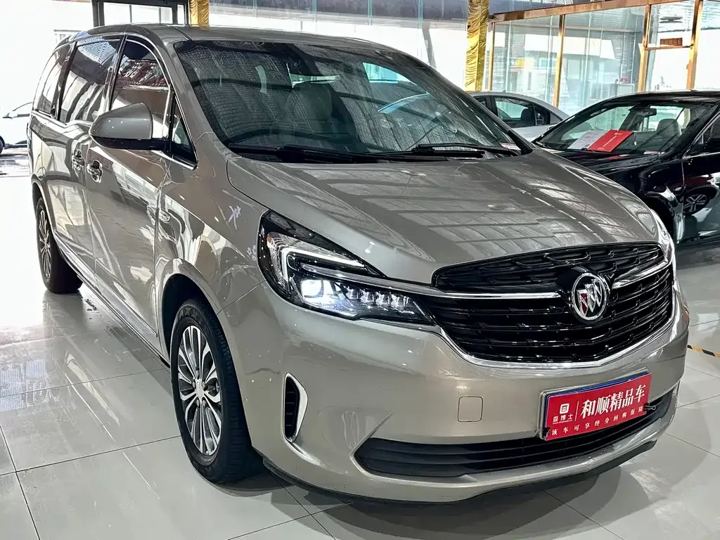 Buick GL8 2022 из CN, фото 3