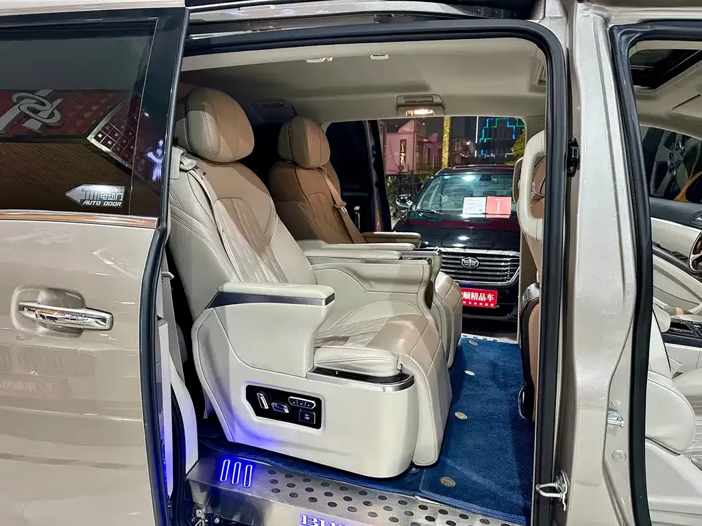 Buick GL8 2022 из CN, фото 8