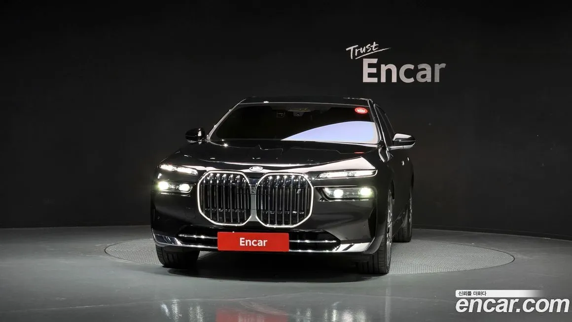 BMW i7 2023 из KR, фото 3