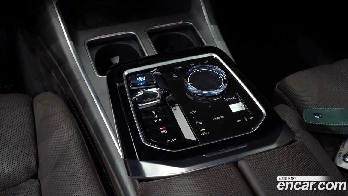 BMW i7 2023 из KR, фото 9