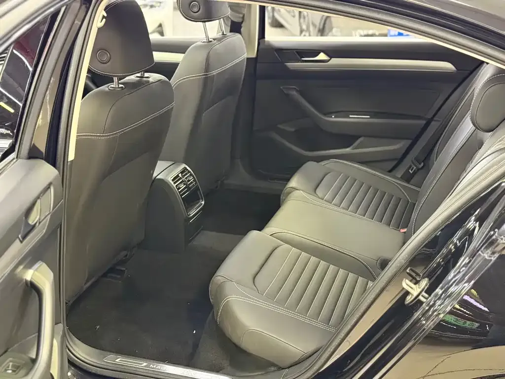 Volkswagen Magotan 2022 из CN, фото 9