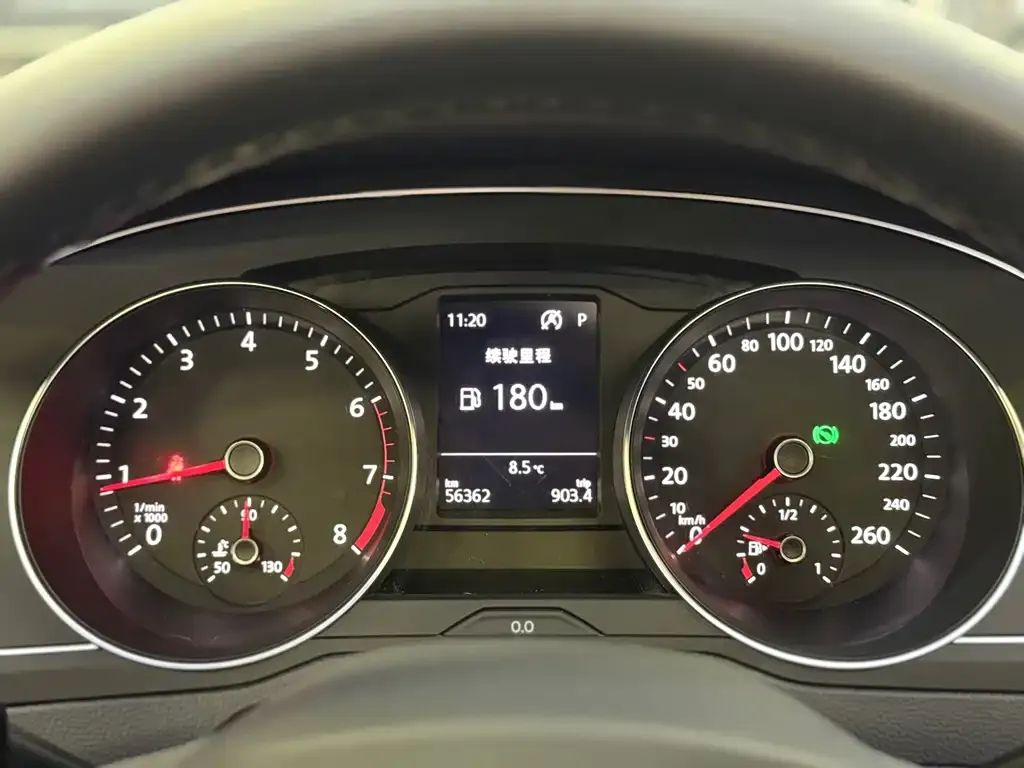 Volkswagen Magotan 2022 из CN, фото 2