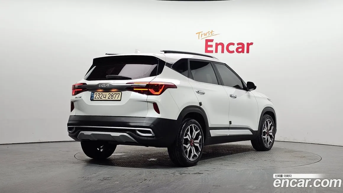 Kia Seltos 2023 из KR, фото 2