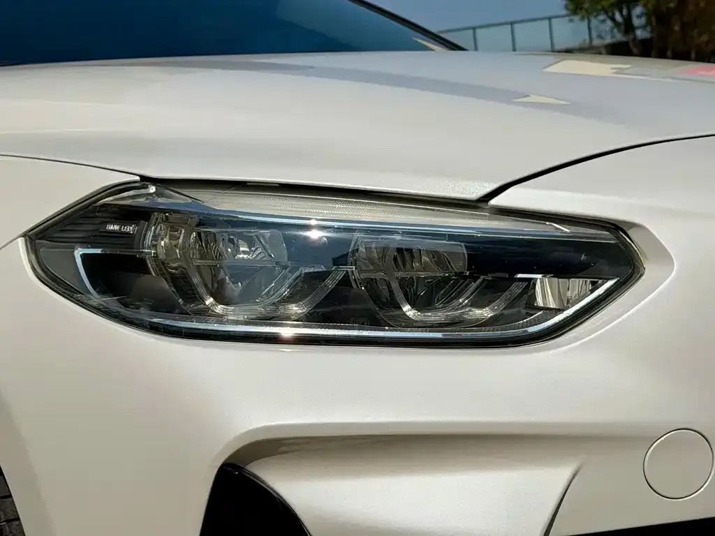 BMW 1 Series 2023 из CN, фото 2