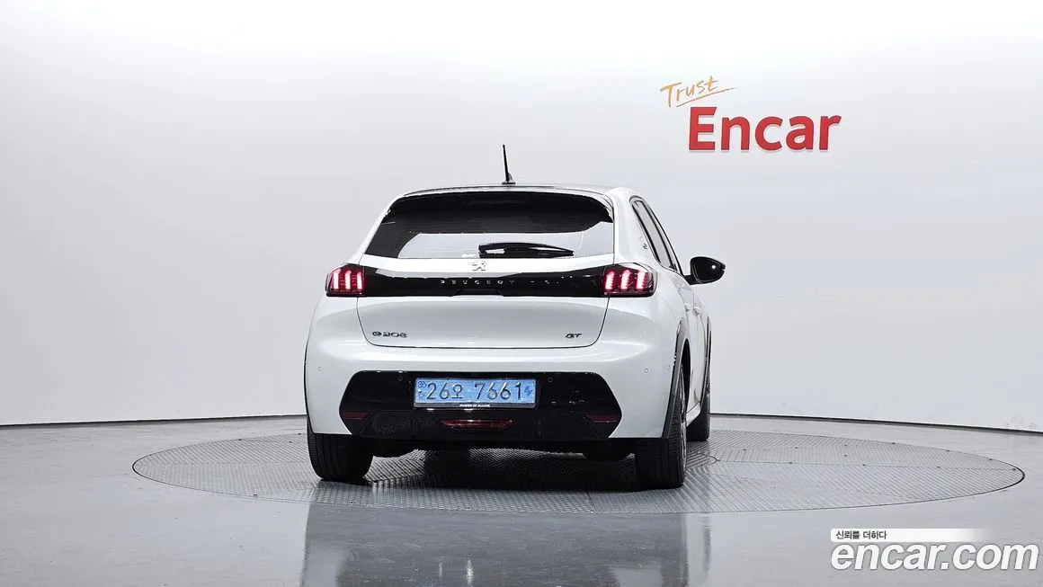 Peugeot 208 2022 из KR, фото 2