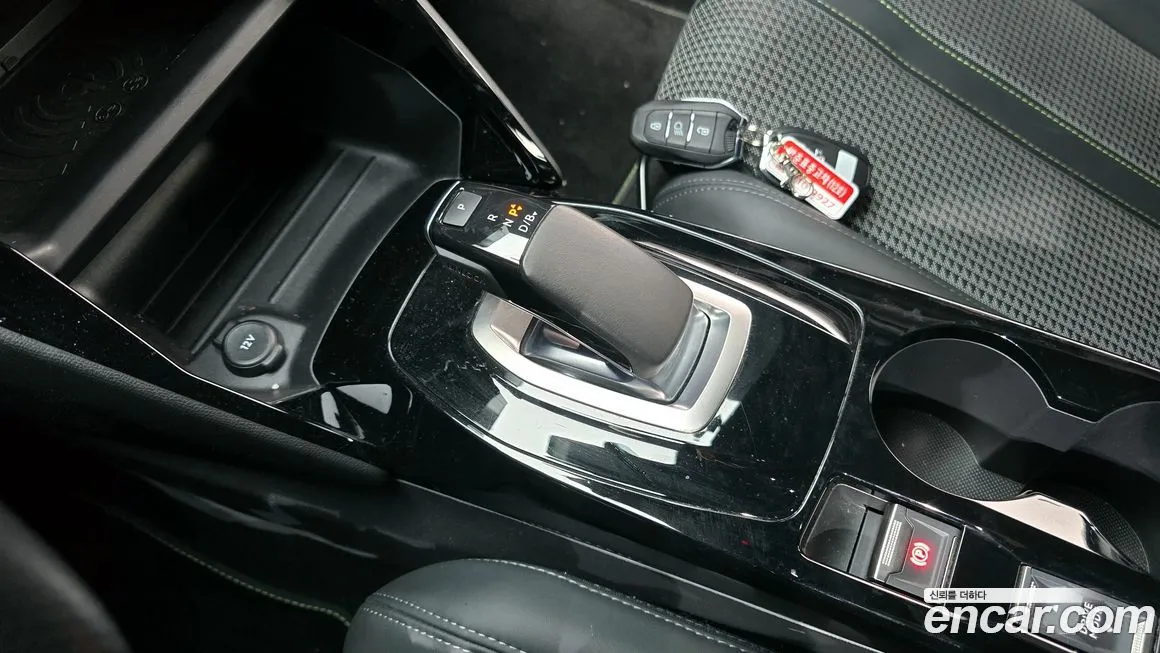 Peugeot 208 2022 из KR, фото 7