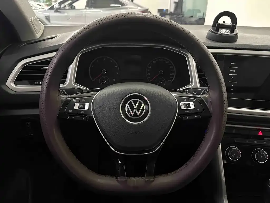 Volkswagen T-Roc 2021 из CN, фото 7