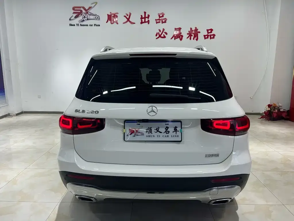 Mercedes-Benz GLB 2023 из CN, фото 8