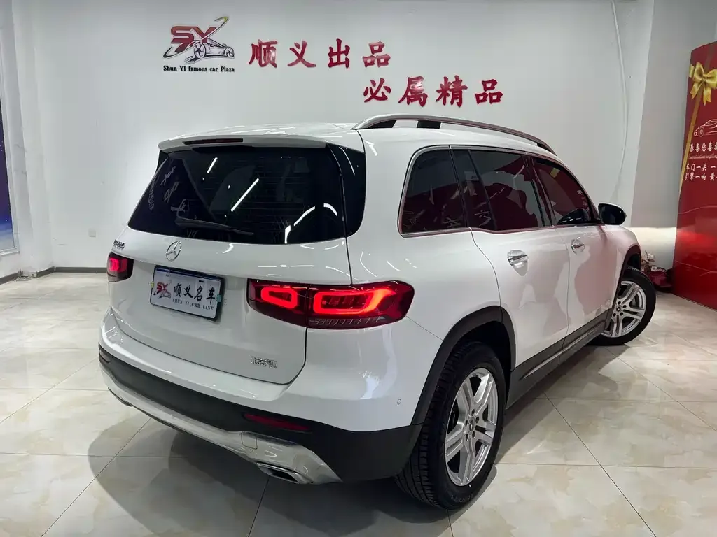 Mercedes-Benz GLB 2023 из CN, фото 10