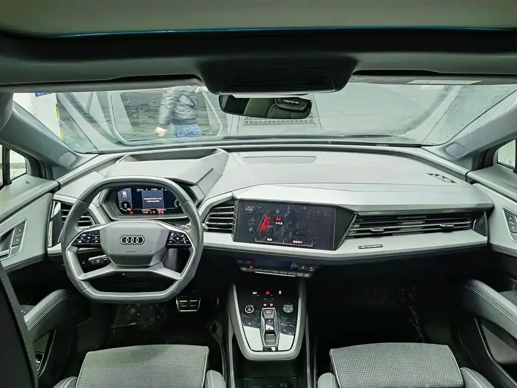 Audi Q5 e-tron 2024 из CN, фото 6
