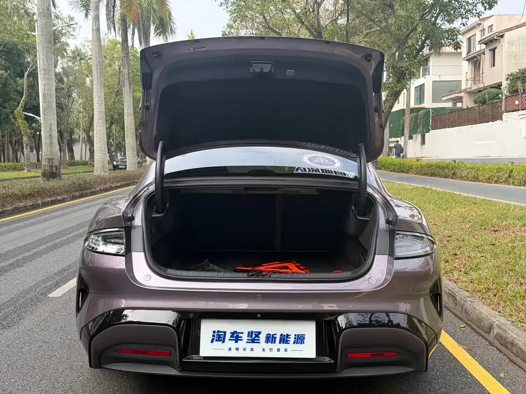 Xiaomi SU7 2024 из CN, фото 9