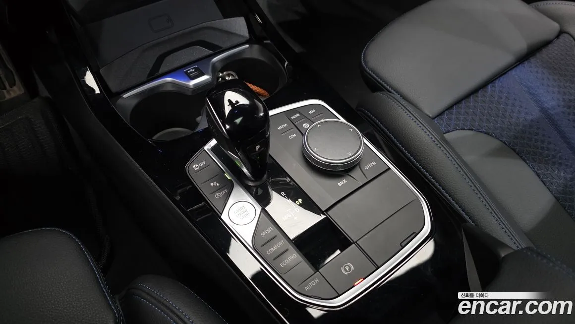 BMW 1-Series 2024 из KR, фото 8