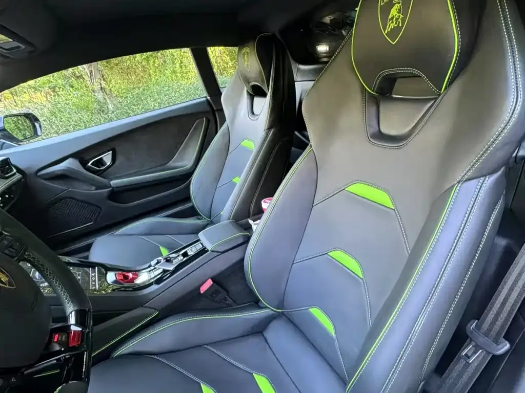 Lamborghini Huracan 2021 из CN, фото 4