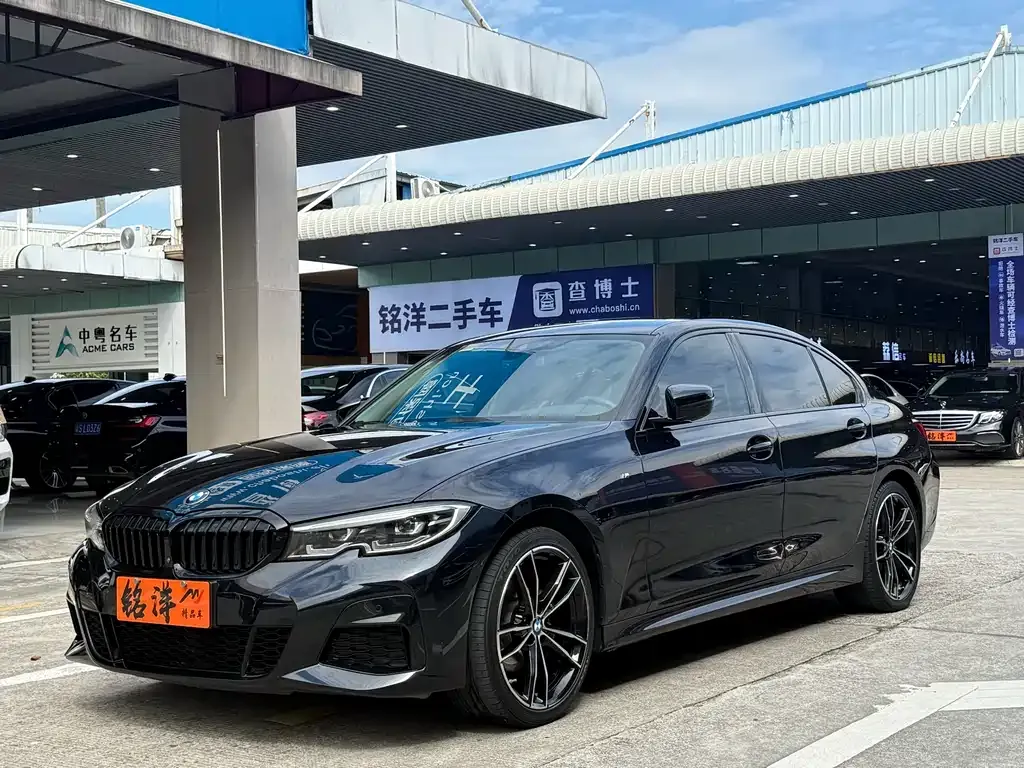 BMW 3 Series 2021 из CN, фото 1