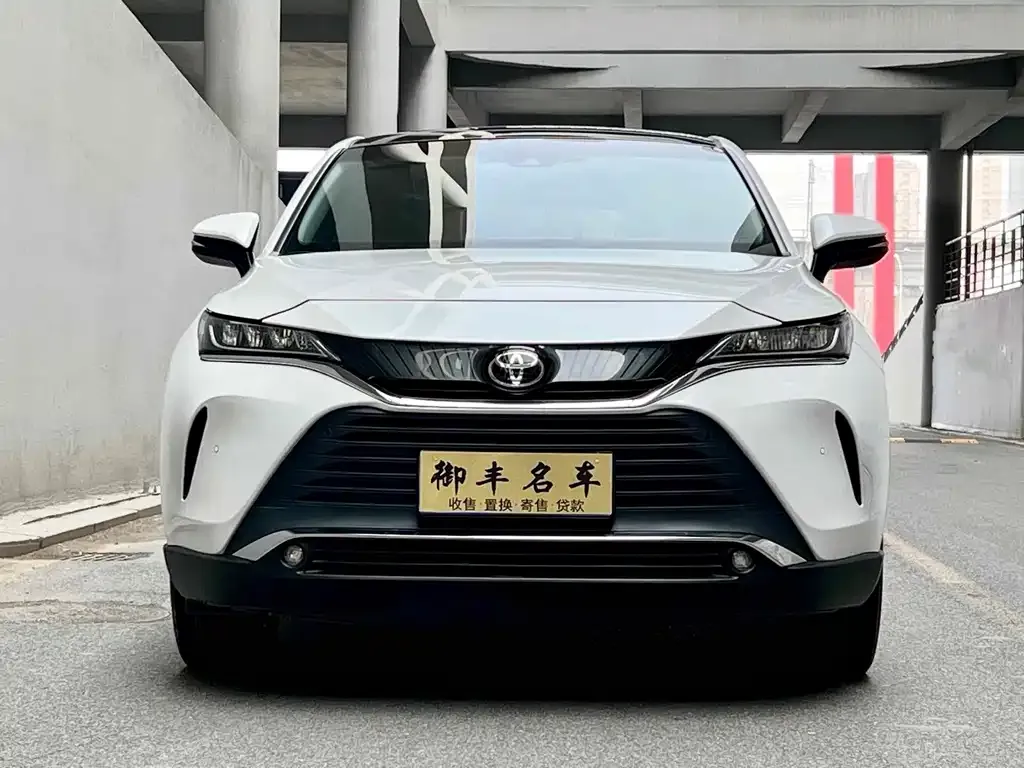 Toyota Harrier — фото 10