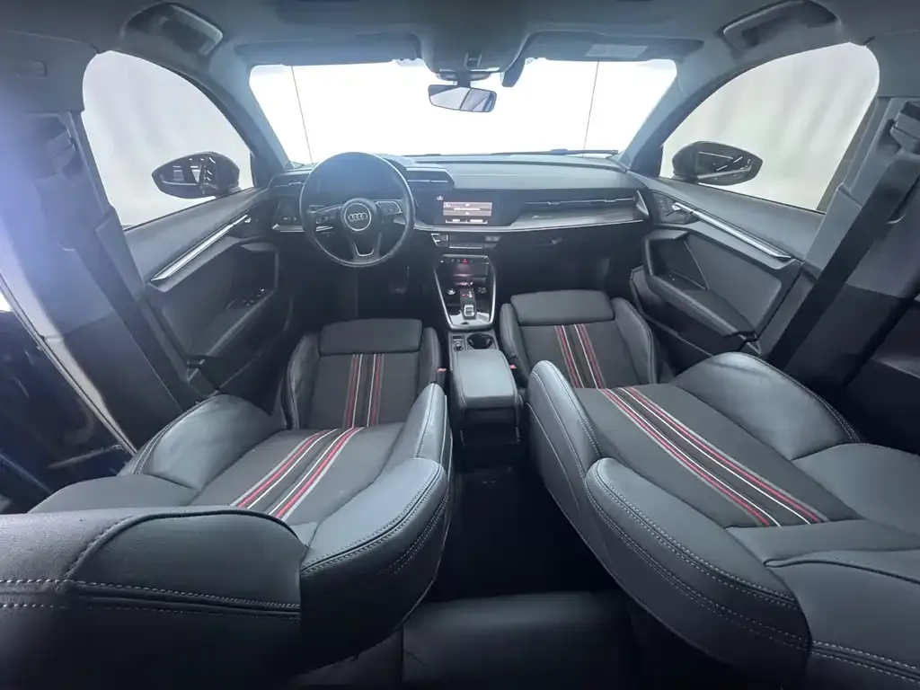 Audi A3 2022 из CN, фото 7