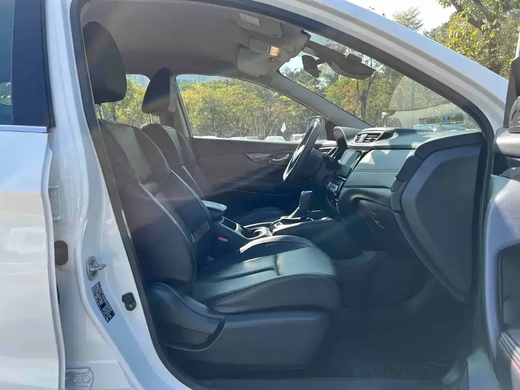 Nissan Qashqai 2022 из CN, фото 4