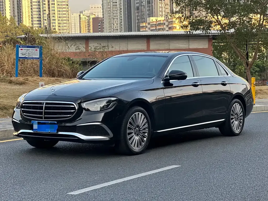 Mercedes-Benz E-Class 2023 из CN, фото 1