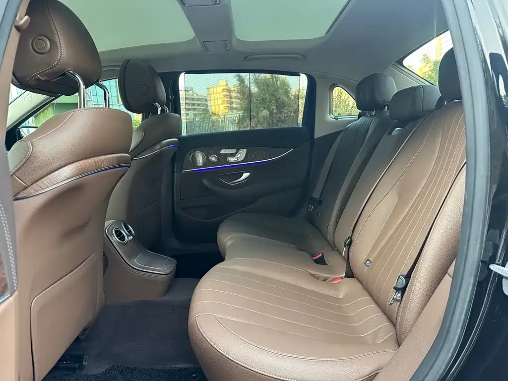 Mercedes-Benz E-Class 2023 из CN, фото 9