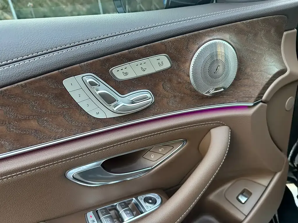 Mercedes-Benz E-Class 2023 из CN, фото 8