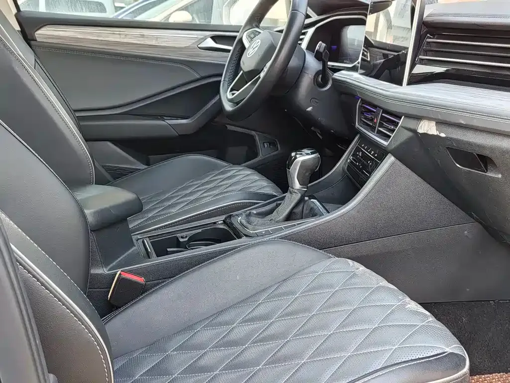 Volkswagen Sagitar 2023 из CN, фото 3