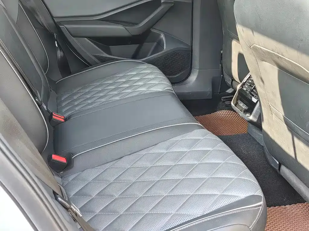 Volkswagen Sagitar 2023 из CN, фото 8