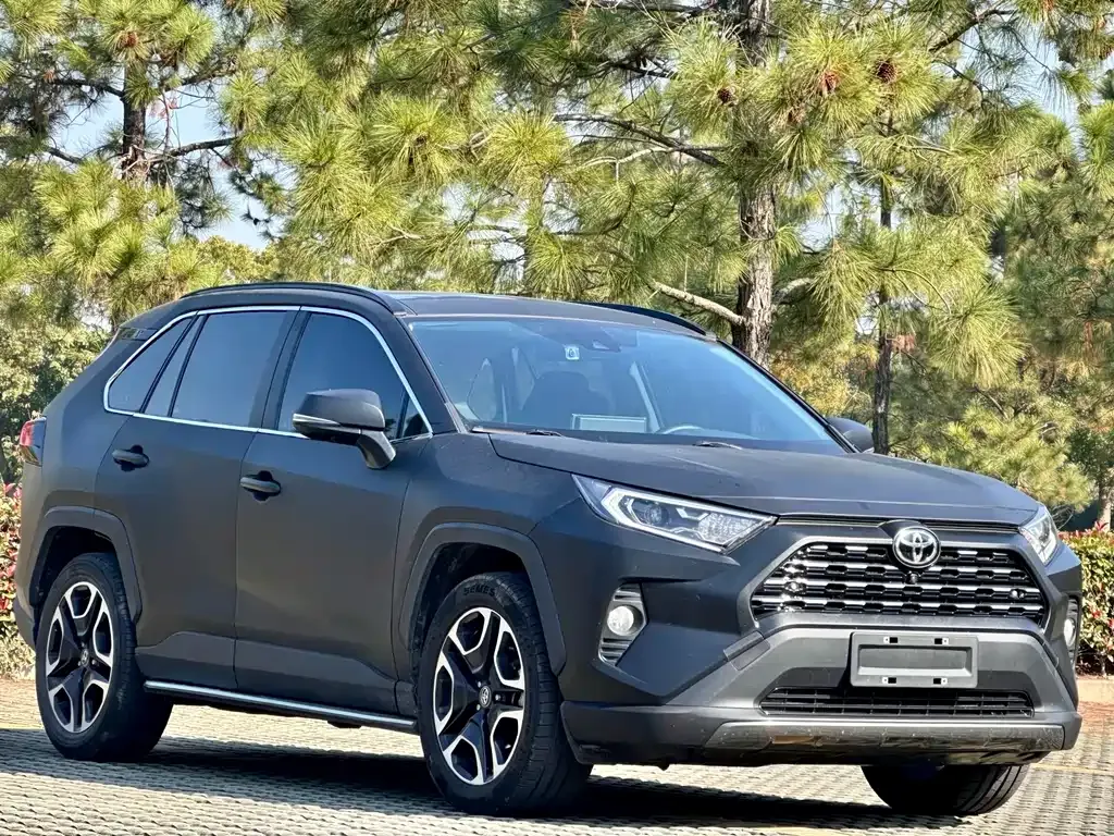 Toyota RAV4 2022 из CN, фото 3