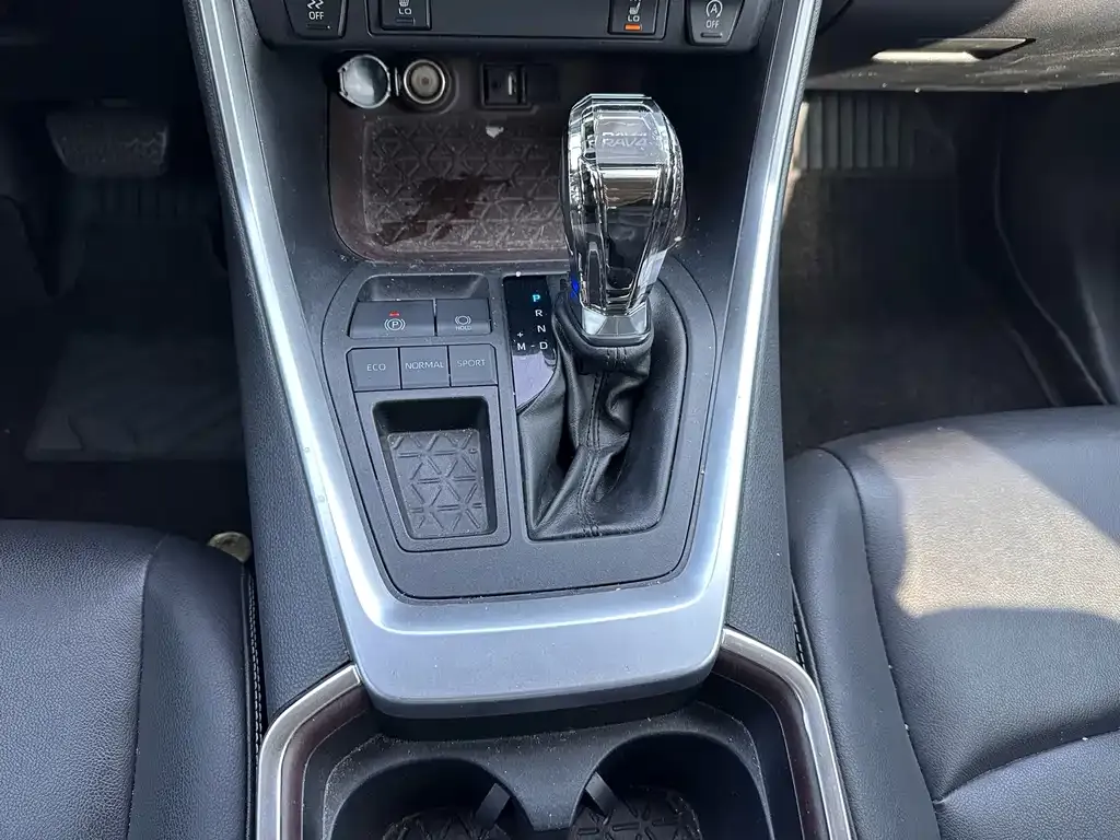 Toyota RAV4 2022 из CN, фото 8