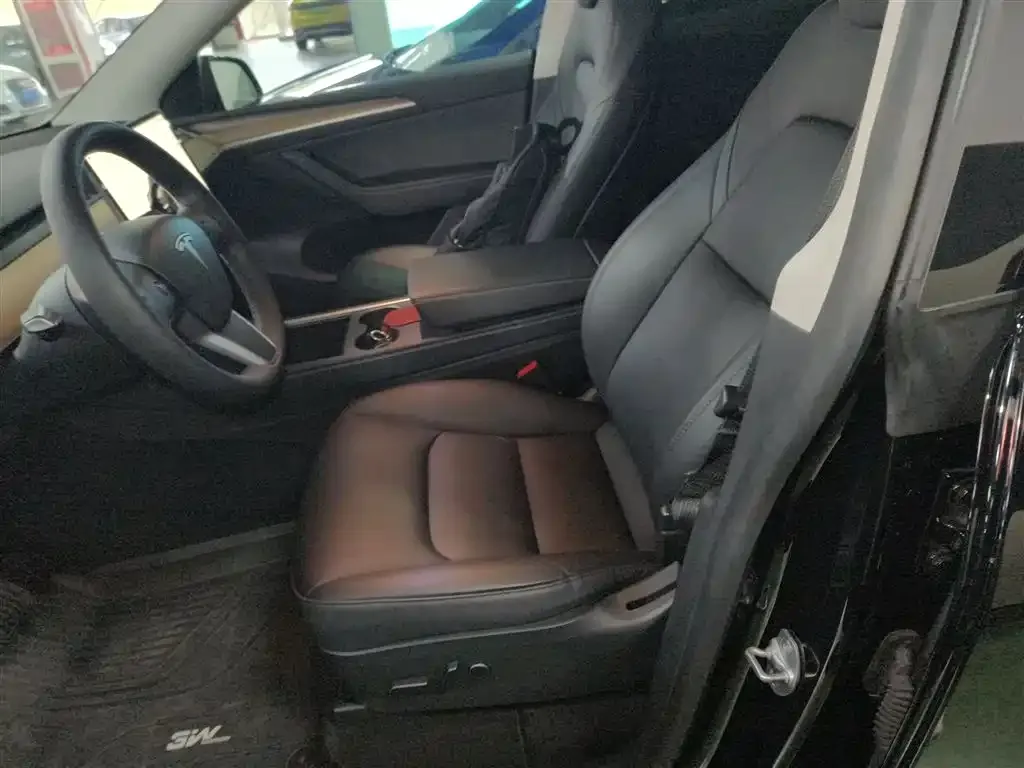 Tesla Model Y 2022 из CN, фото 8