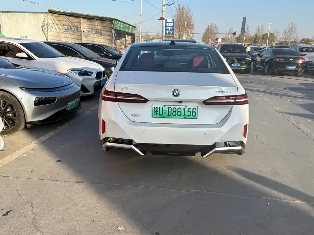 BMW i5 2026 из CN, фото 10