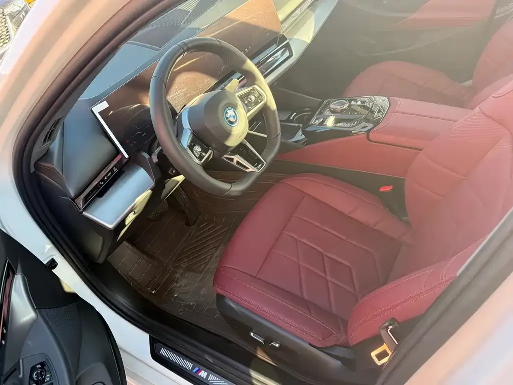 BMW i5 2026 из CN, фото 7