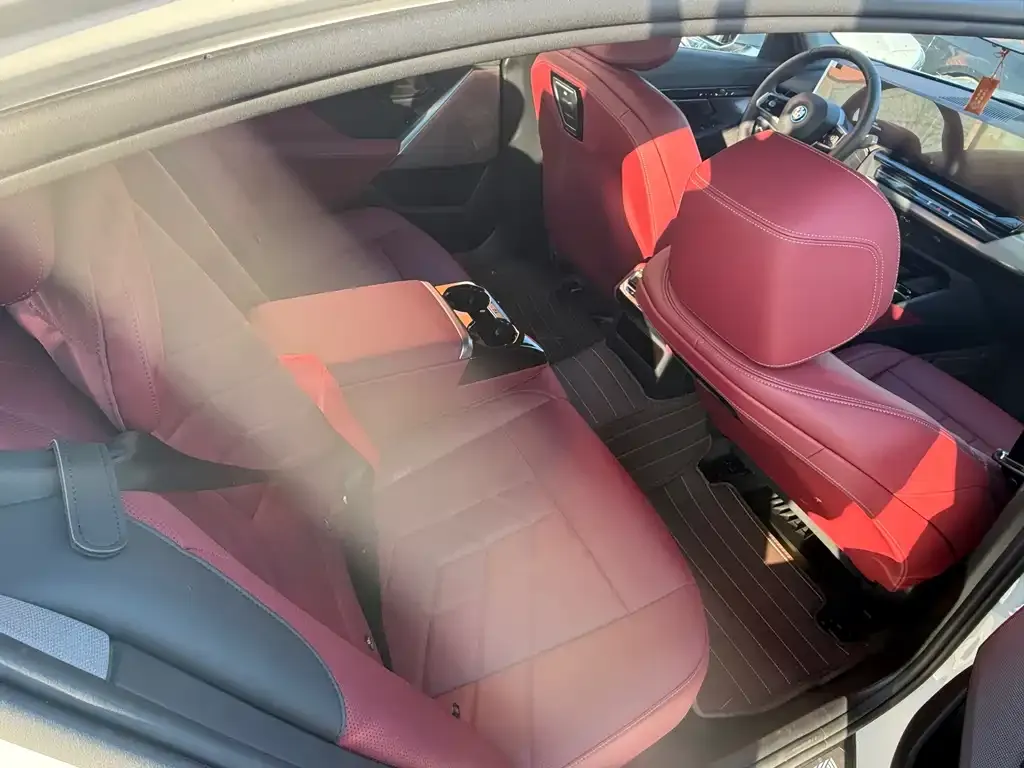 BMW i5 2026 из CN, фото 6