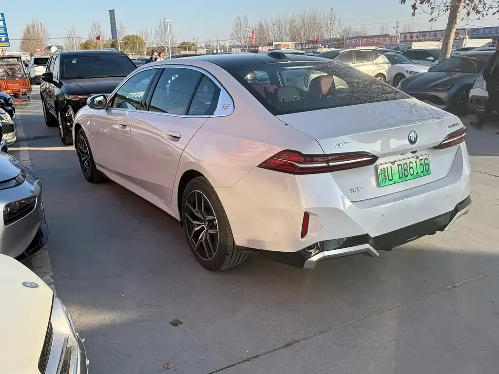 BMW i5 2026 из CN, фото 3