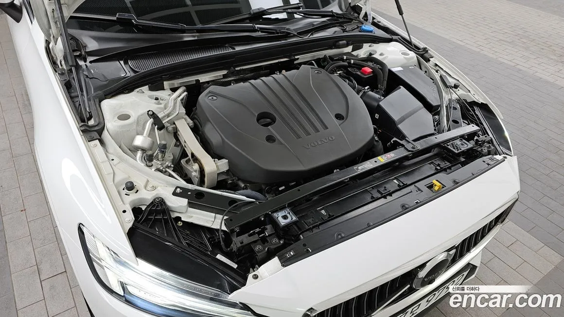 Volvo S60 2024 из KR, фото 10