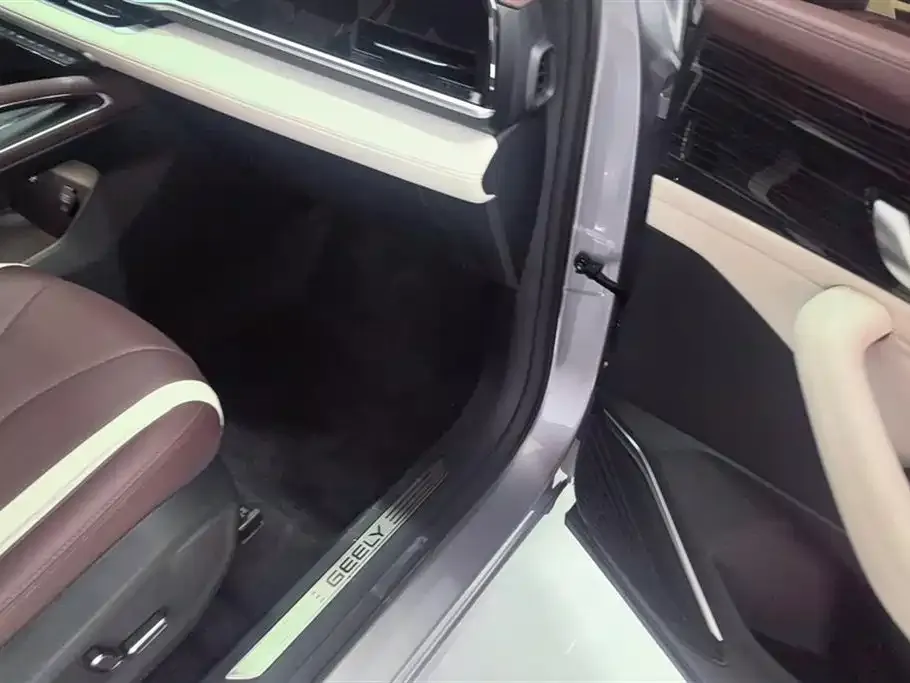 Geely Xingyue L 2023 из CN, фото 5