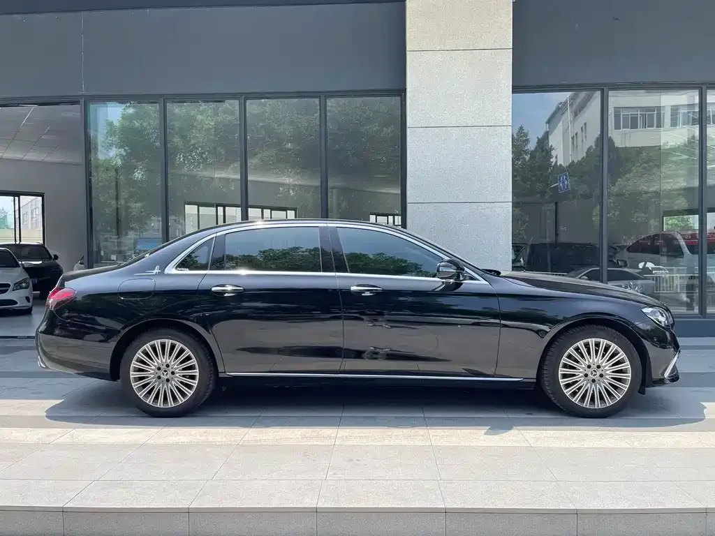 Mercedes-Benz E-Class 2023 из CN, фото 6