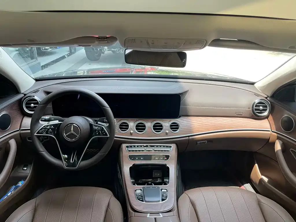 Mercedes-Benz E-Class 2023 из CN, фото 8