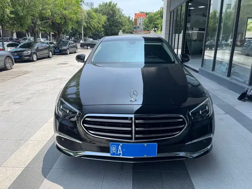 Mercedes-Benz E-Class 2023 из CN, фото 5