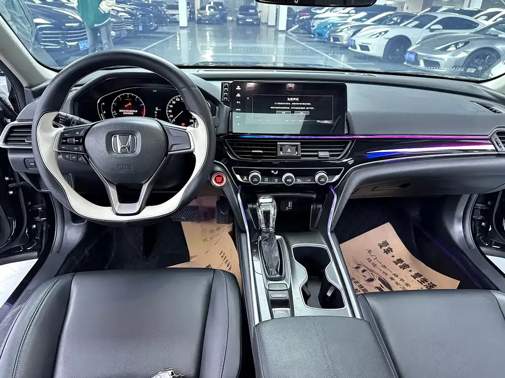 Honda Accord — фото 6