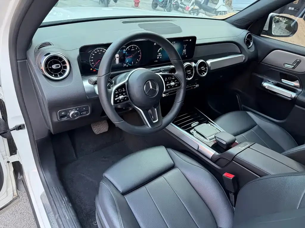 Mercedes-Benz GLB 2023 из CN, фото 5