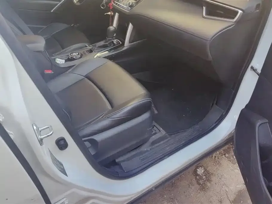 Toyota Frontlander 2024 из CN, фото 4