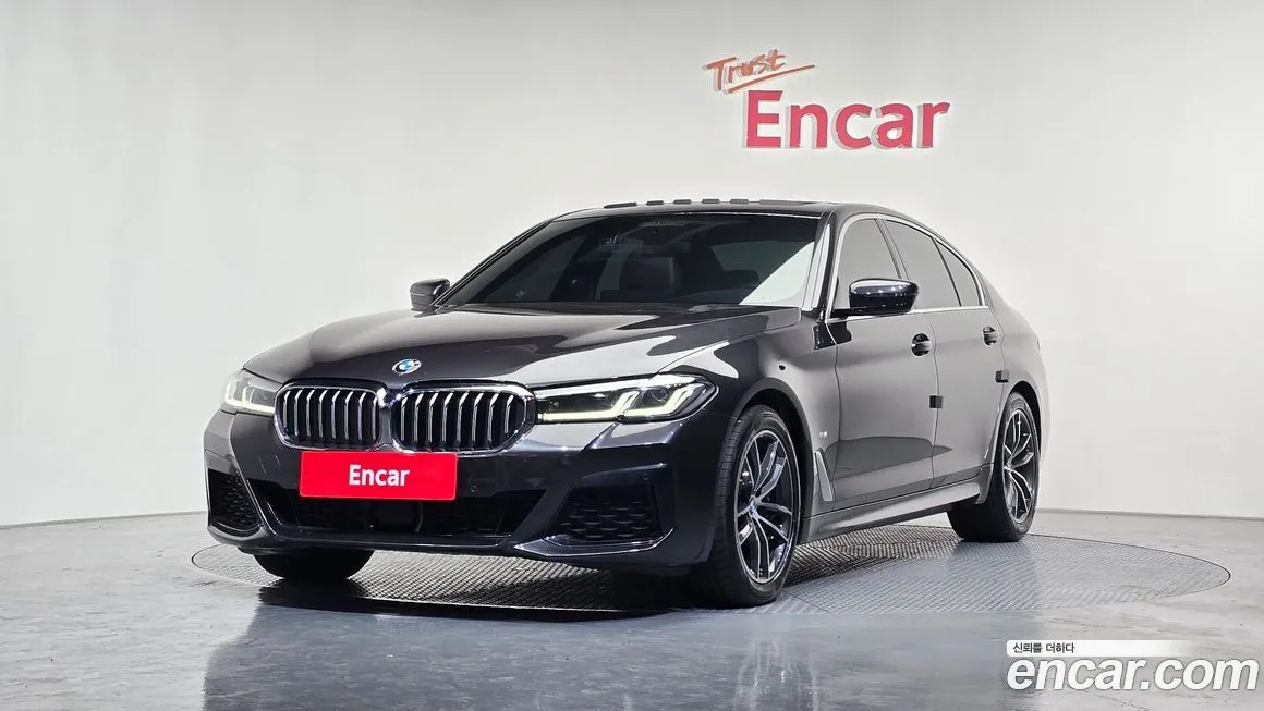 BMW 5-Series 2023 из KR, фото 1