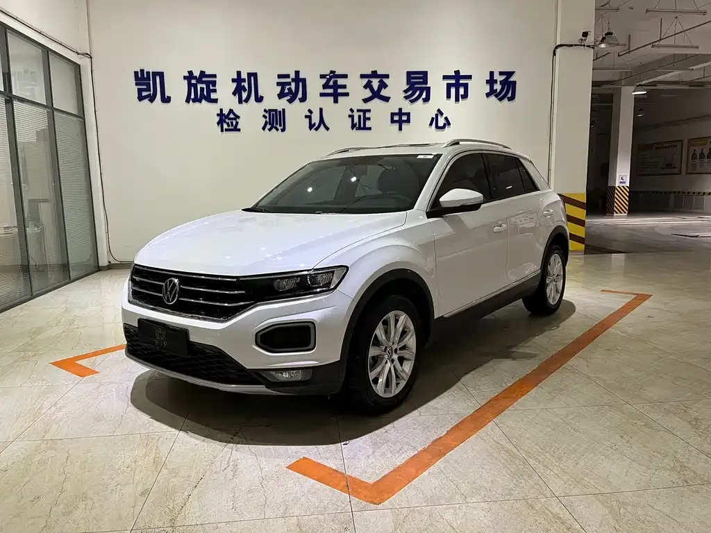 Volkswagen T-Roc 2022 из CN, фото 1
