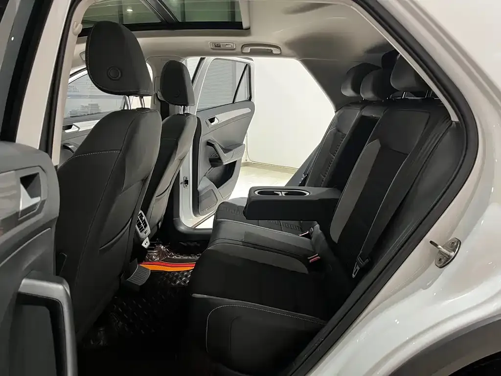 Volkswagen T-Roc 2022 из CN, фото 9