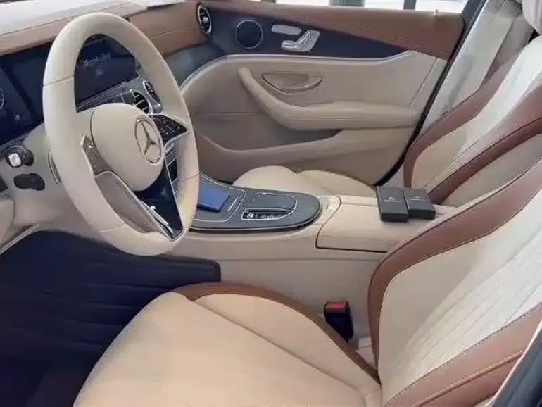 Mercedes-Benz E-Class 2023 из CN, фото 3