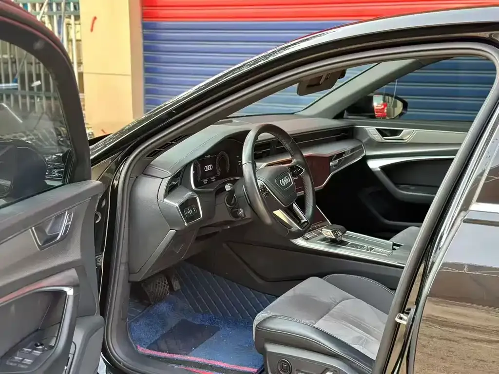 Audi A6L 2023 из CN, фото 7