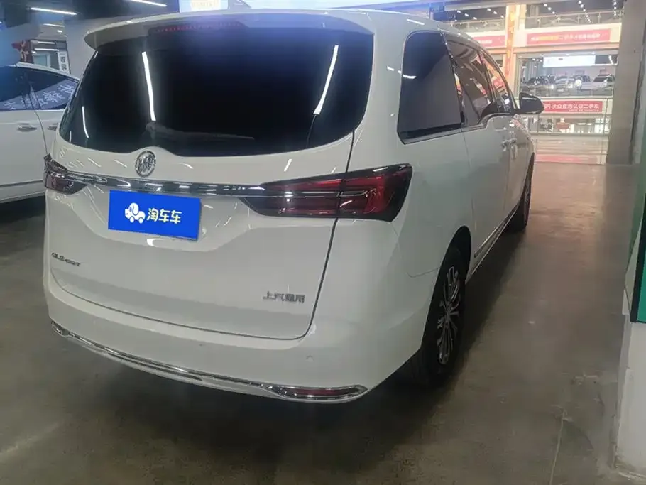 Buick GL8 2022 из CN, фото 3